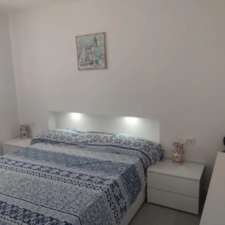 Donna Beatrice Amare House Apartment